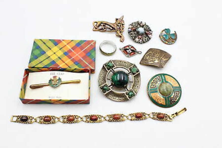 10 x Vintage SCOTTISH & CELTIC Jewellery inc. Miracle, Enamel, True Vintage, Box
