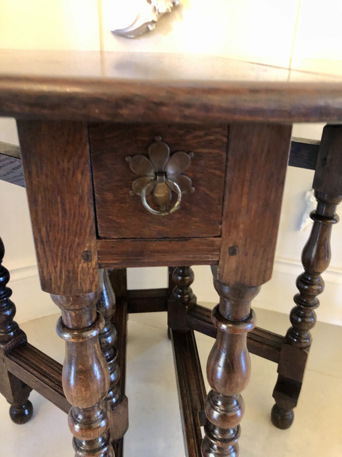 Antique  Antique Oak Gateleg Table