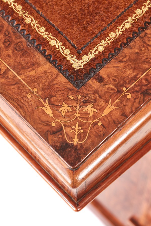Antique  Outstanding Quality Antique Victorian Inlaid Burr Walnut Davenport