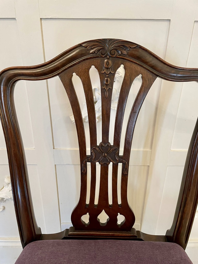 Antique Quality Antique Victorian Set of Four Carved Mahogany Dining Chairs 
