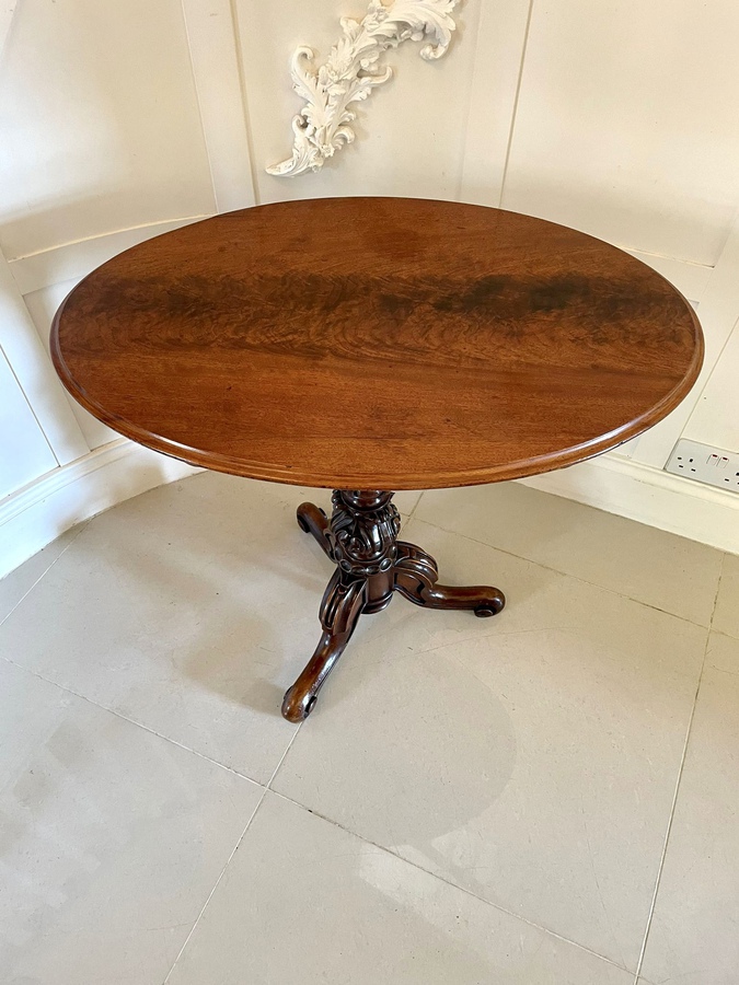 Antique  Quality Antique Victorian Oval Figured Walnut Lamp Table