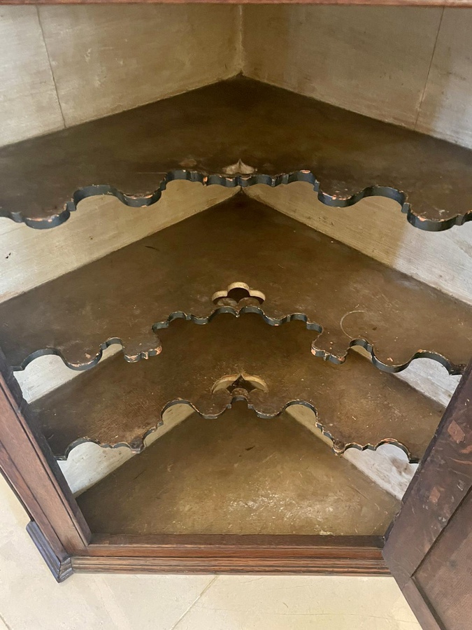 Antique  Outstanding Antique George III Quality Oak Inlaid Hanging Corner Cabinet REF:247C 