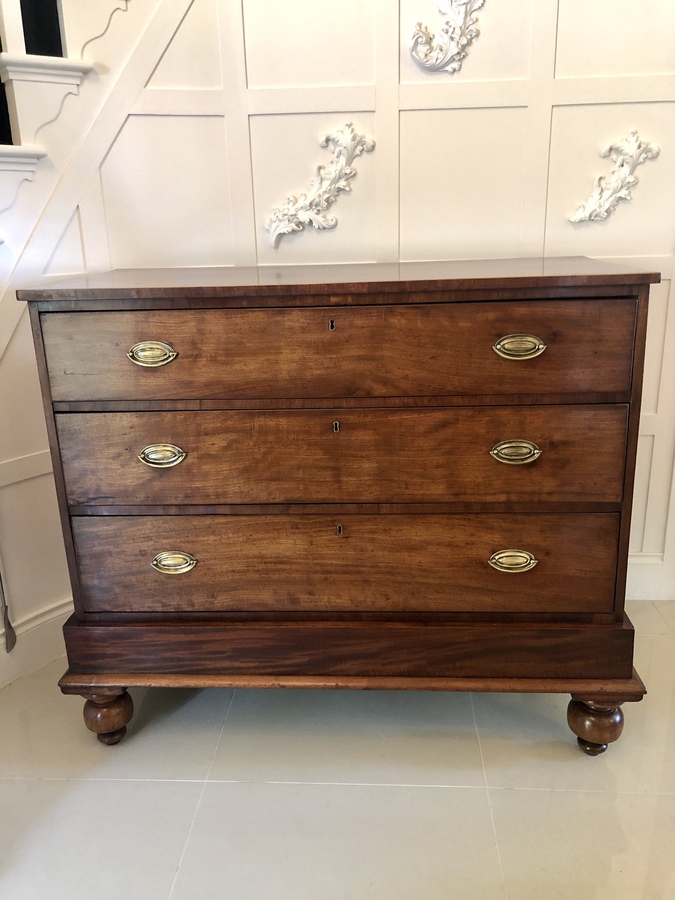 Antique  Antique Victorian Mahogany Chest of Drawers