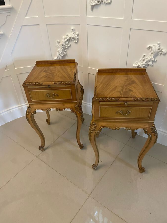 Pair of Antique Quality Figured Walnut Bedside Tables ref: 1258