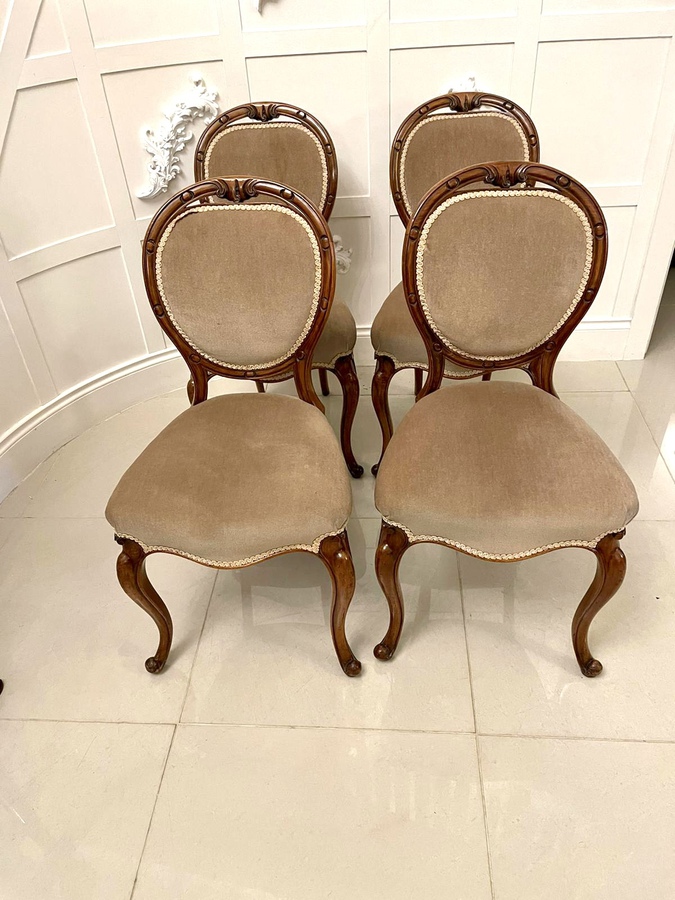   Set of Four Fine Quality Antique Victorian Walnut Balloon Back Dining Chairs REF:273C 