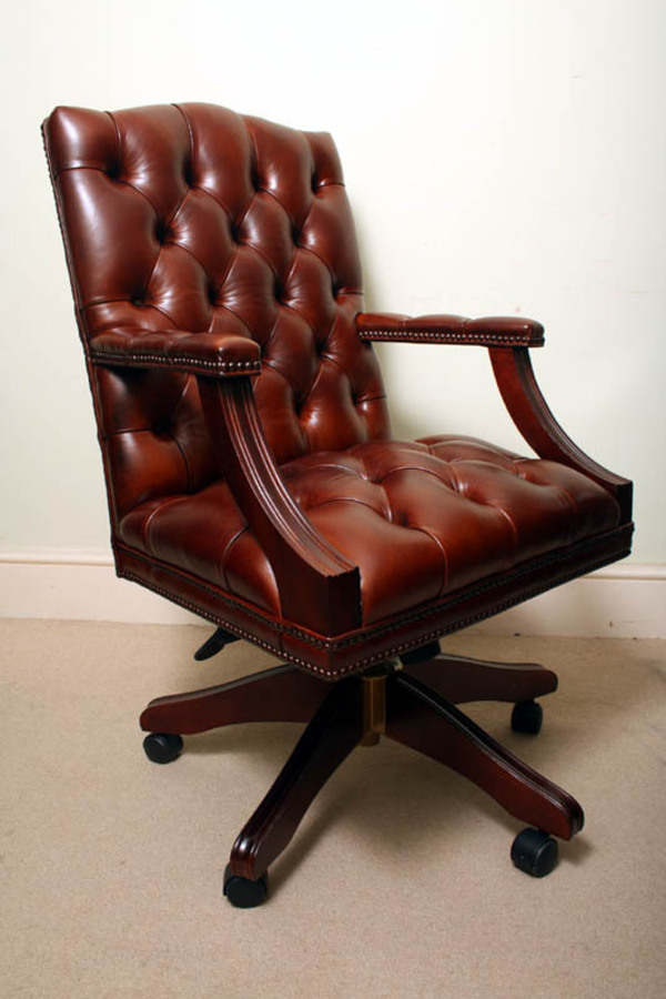Bespoke English Hand Made Gainsborough Leather Desk Chair Chestnut