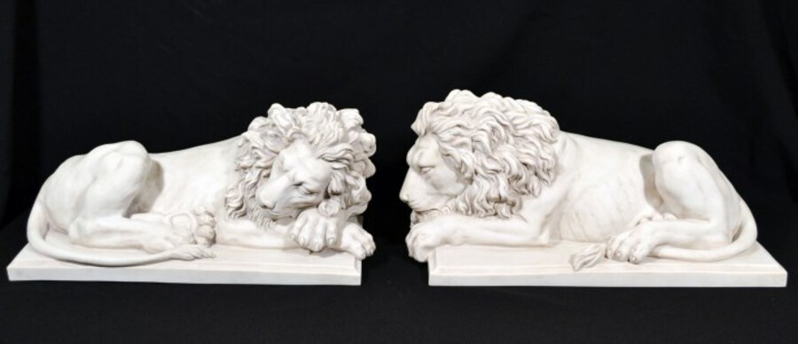 Impressive Decorative Pair of Canova's Marble Lions