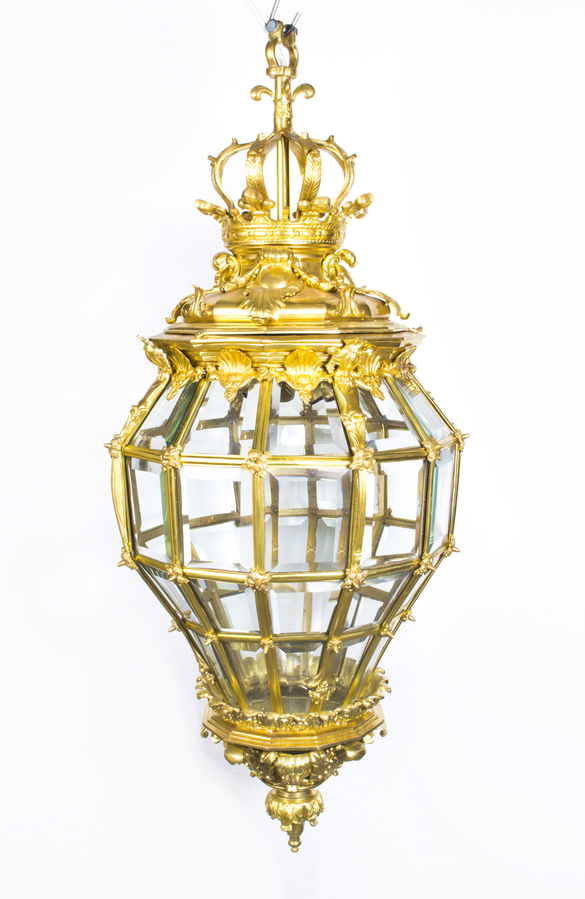 Antique Versailles Massive Bronze Diamond Baluster 3 Light Lantern