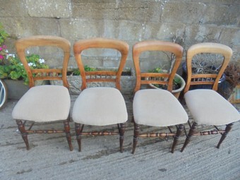 Antique 4x Antique Balloon Back Mahogany matching chairs c1890