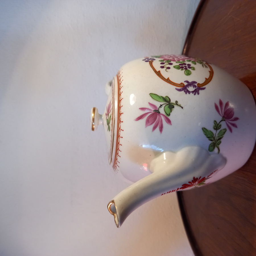 Antique First Period Worcester Teapot
