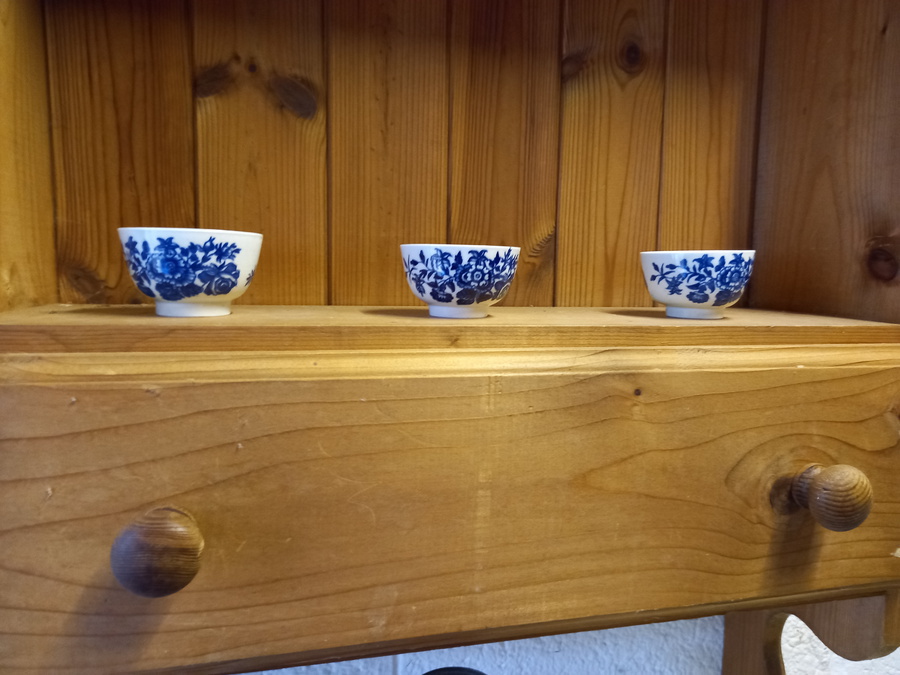 Antique First Period Worcester Tea Bowls