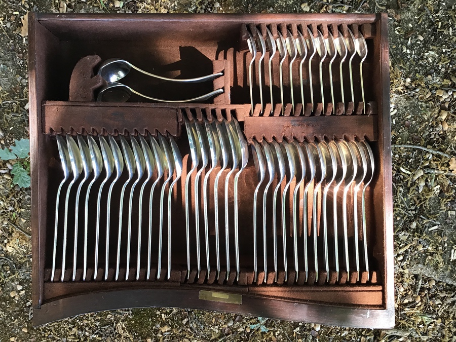 Antique Antique Silver Plated Cutlery & Flatware Service. Elkington Circa 1925