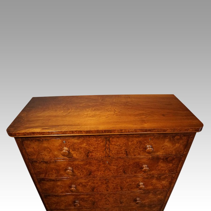 Antique Victorian burr walnut chest of drawers