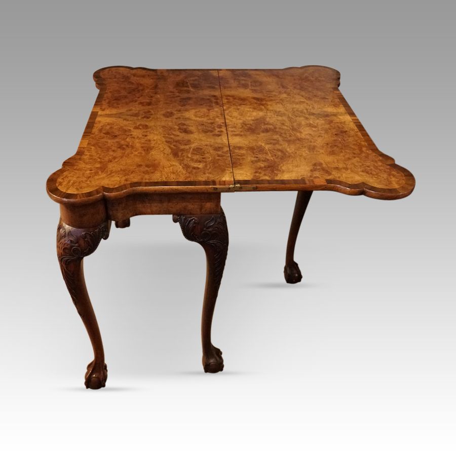 Antique George I style walnut tea table