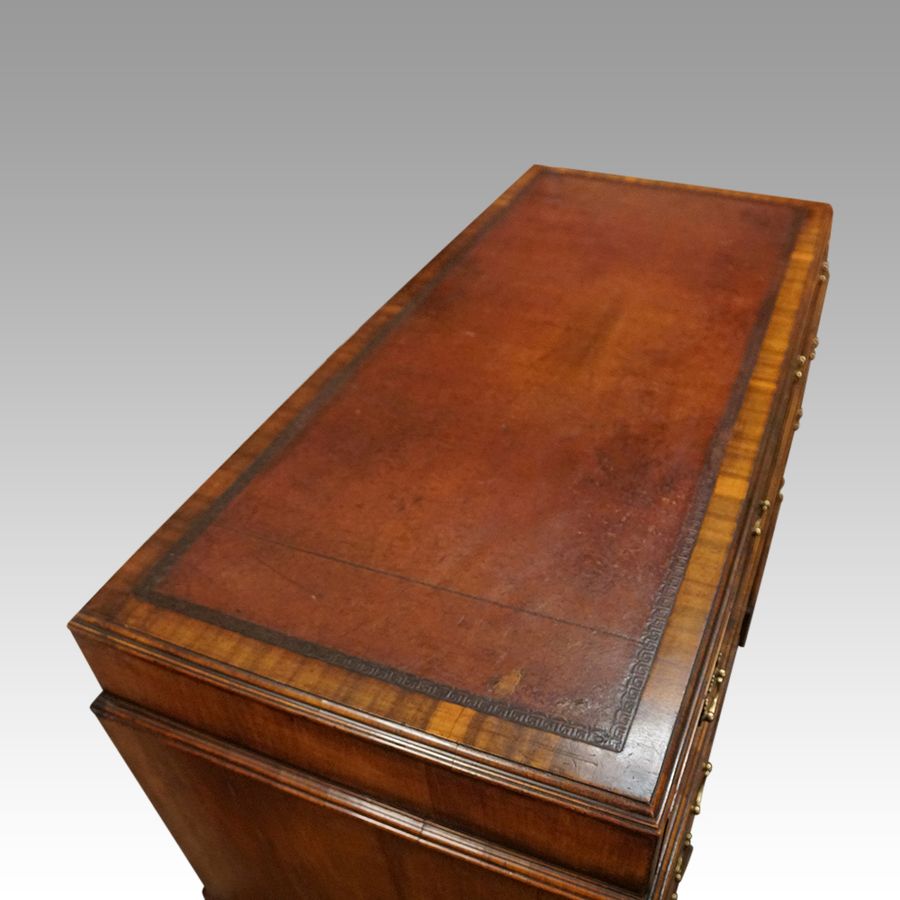 Antique Georgian style walnut pedestal desk