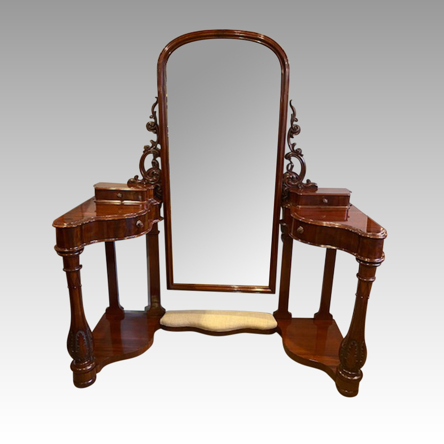 Antique Victorian mahogany Queen dressing table