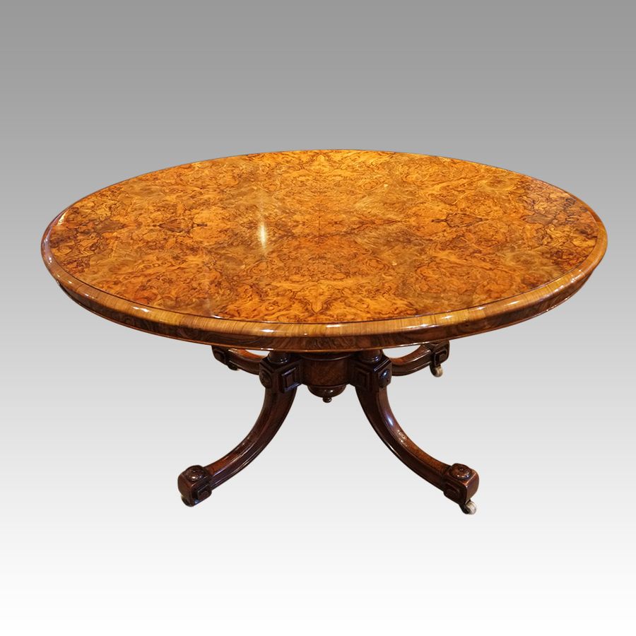 Fine Victorian burr walnut coffee table