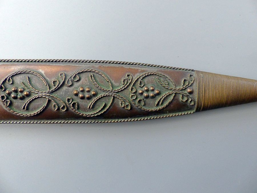 Antique 19th/20th C Kindjal, the iconic Indo-Persian dagger  Ref: 40761