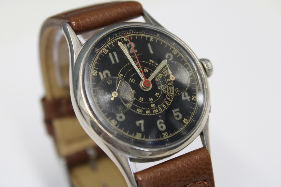 Royce Gents Rare Military Swiss Vintage 3 Pusher Chronograph Wristwatch