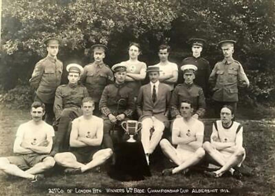 LARGE 1912 PHOTOGRAPH For 21st Co Of LONDON BTN Championship Cup Winners