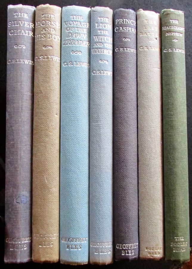 COMPLETE SET of 1960's NARNIA NOVELS By C S LEWIS 7 x Vols ILLUSTRATED  BY PAULINE BAYNES