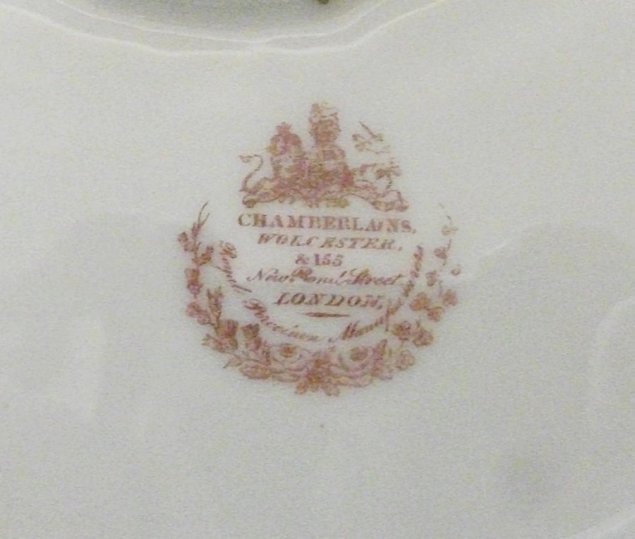 Antique Chamberlain's Worcester Kidney Shape Armorial Dessert Dish, c.1820-30