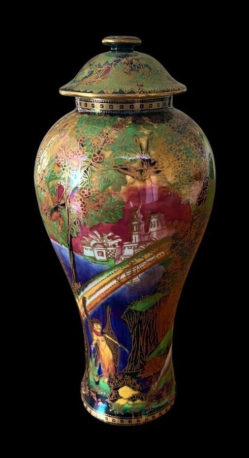 Wedgwood Fairyland Lustre Malphry Jar