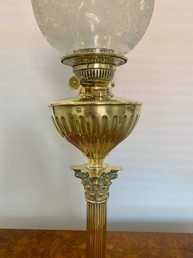 Antique Quality Antique Victorian Brass Oil Lamp