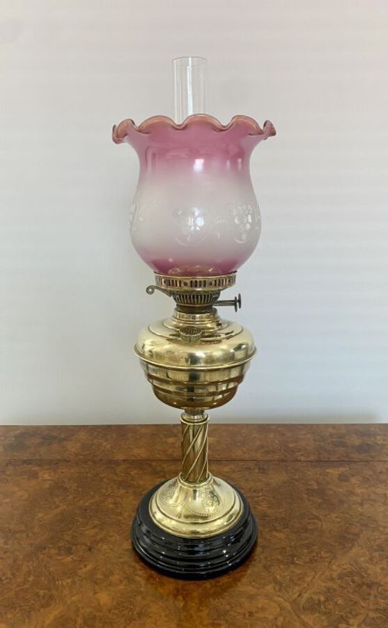 Antique Antique Victorian Quality Brass And Glass Oil Lamp