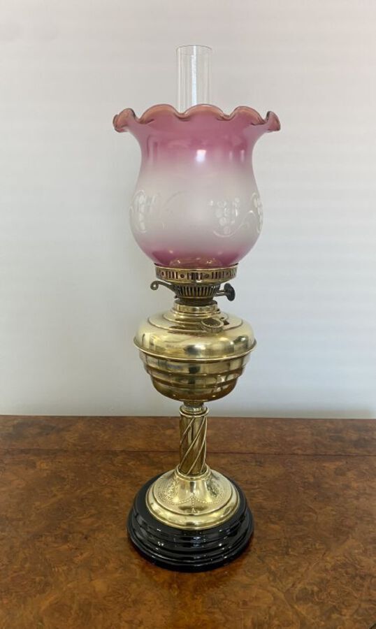 Antique Antique Victorian Quality Brass And Glass Oil Lamp