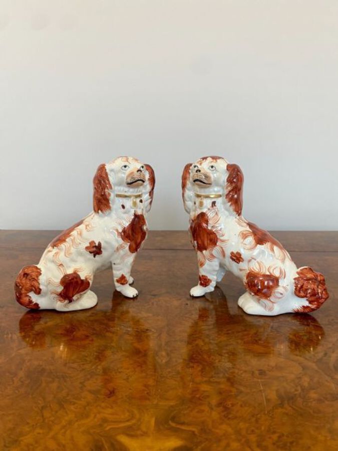 Antique Quality Pair Of Antique Victorian Seated Spaniels