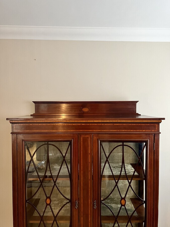 Antique Antique Edwardian quality inlaid mahogany display cabinet 