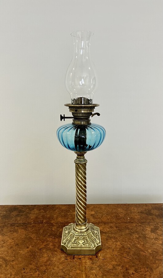 Antique Quality antique Victorian oil lamp 