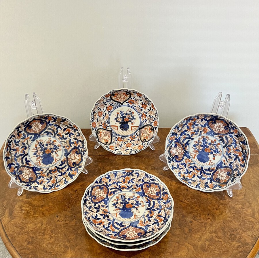 Antique Unusual set of six antique Japanese quality Imari plates 