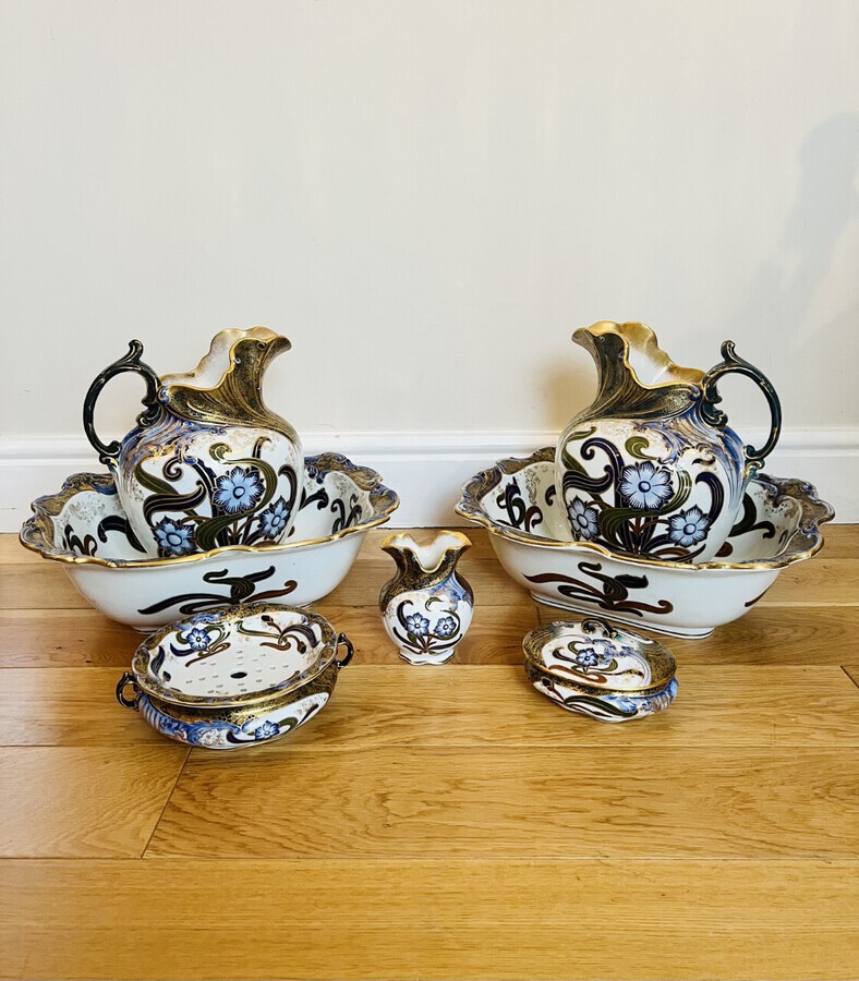 Rare pair of antique Victorian quality Doulton Burslem jug & bowl set