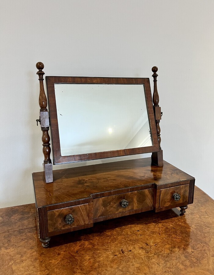 Antique Antique George III quality mahogany dressing mirror 