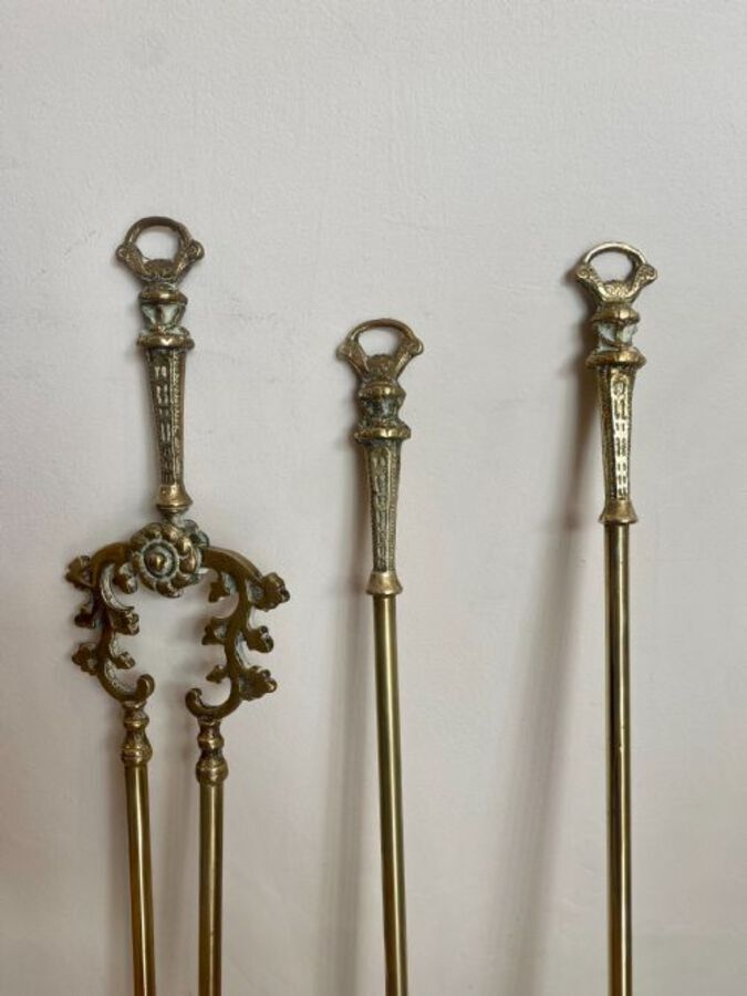Antique Set Of Antique Victorian Quality Ornate Brass Fire Irons