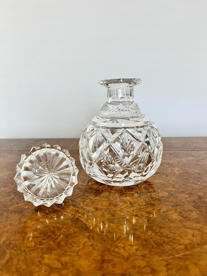 Antique Antique Edwardian quality cut glass decanter 