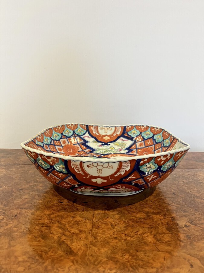 Antique Unusual large antique Japanese quality Imari bowl