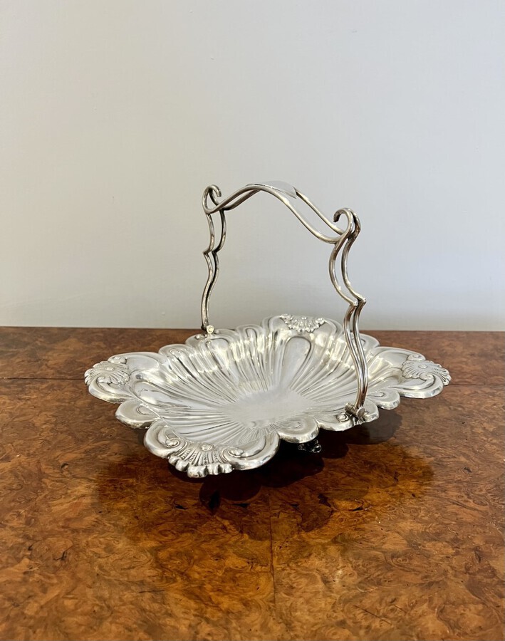 Antique Edwardian quality silver plated ornate cake basket