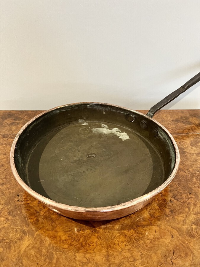 Antique Large antique Victorian quality copper pan