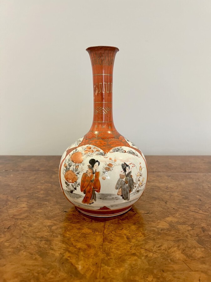 Antique Antique Japanese quality porcelain Kutani vase