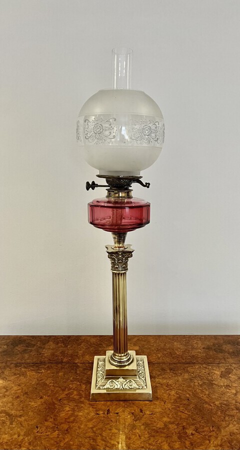 Antique Fantastic quality antique Victorian brass oil lamp 