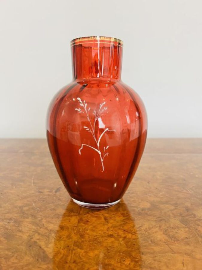 Antique ANTIQUE VICTORIAN QUALITY MARY GREGORY CRANBERRY GLASS VASE