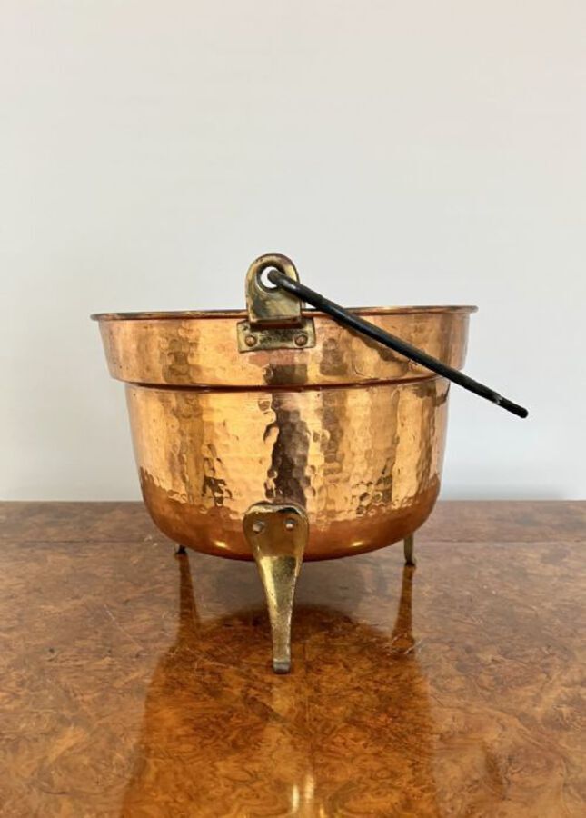 Antique ANTIQUE VICTORIAN QUALITY COPPER COAL BUCKET