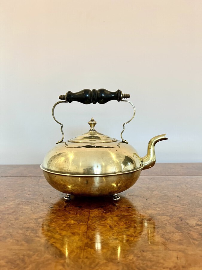 Antique Unusual round antique Victorian quality brass kettle 