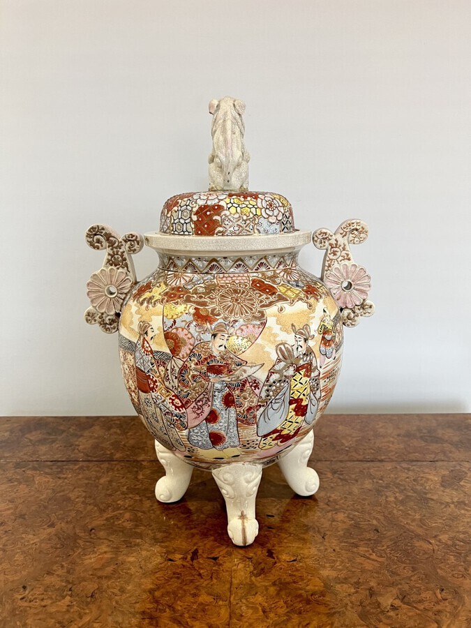 Antique Large antique Japanese Quality Satsuma Lidded Vase
