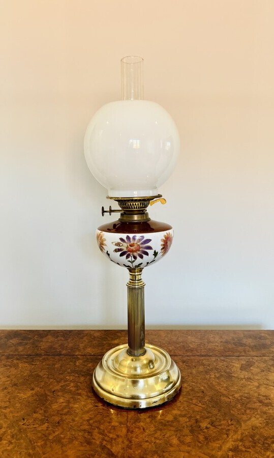 Antique UNUSUAL ANTIQUE VICTORIAN QUALITY OIL LAMP