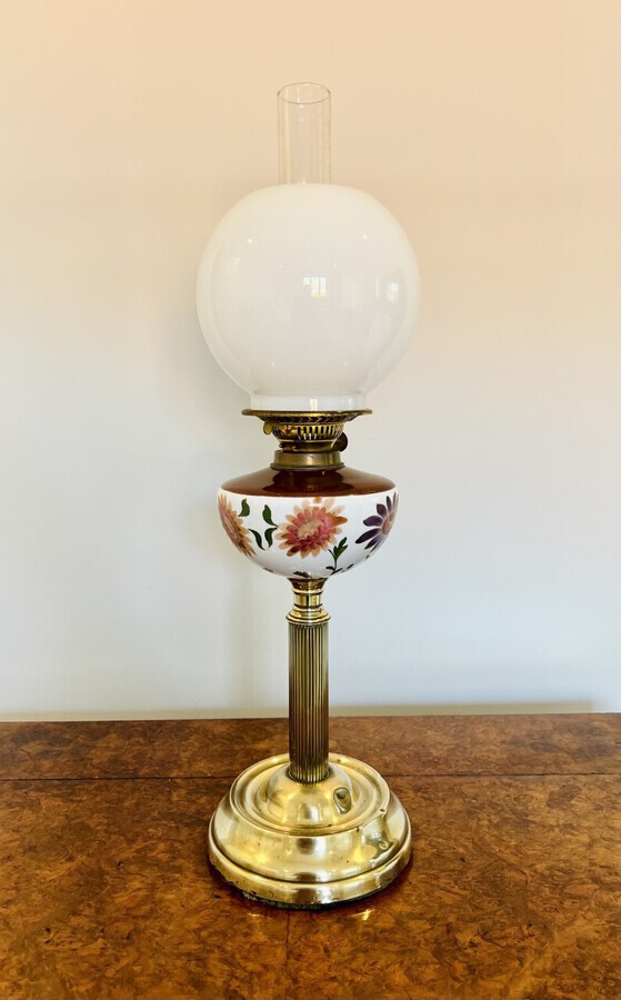 Antique UNUSUAL ANTIQUE VICTORIAN QUALITY OIL LAMP