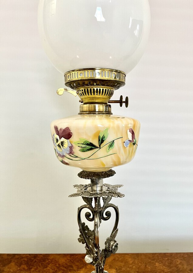 Antique UNUSUAL ANTIQUE VICTORIAN QUALITY ORNATE SILVER PLATED OIL LAMP